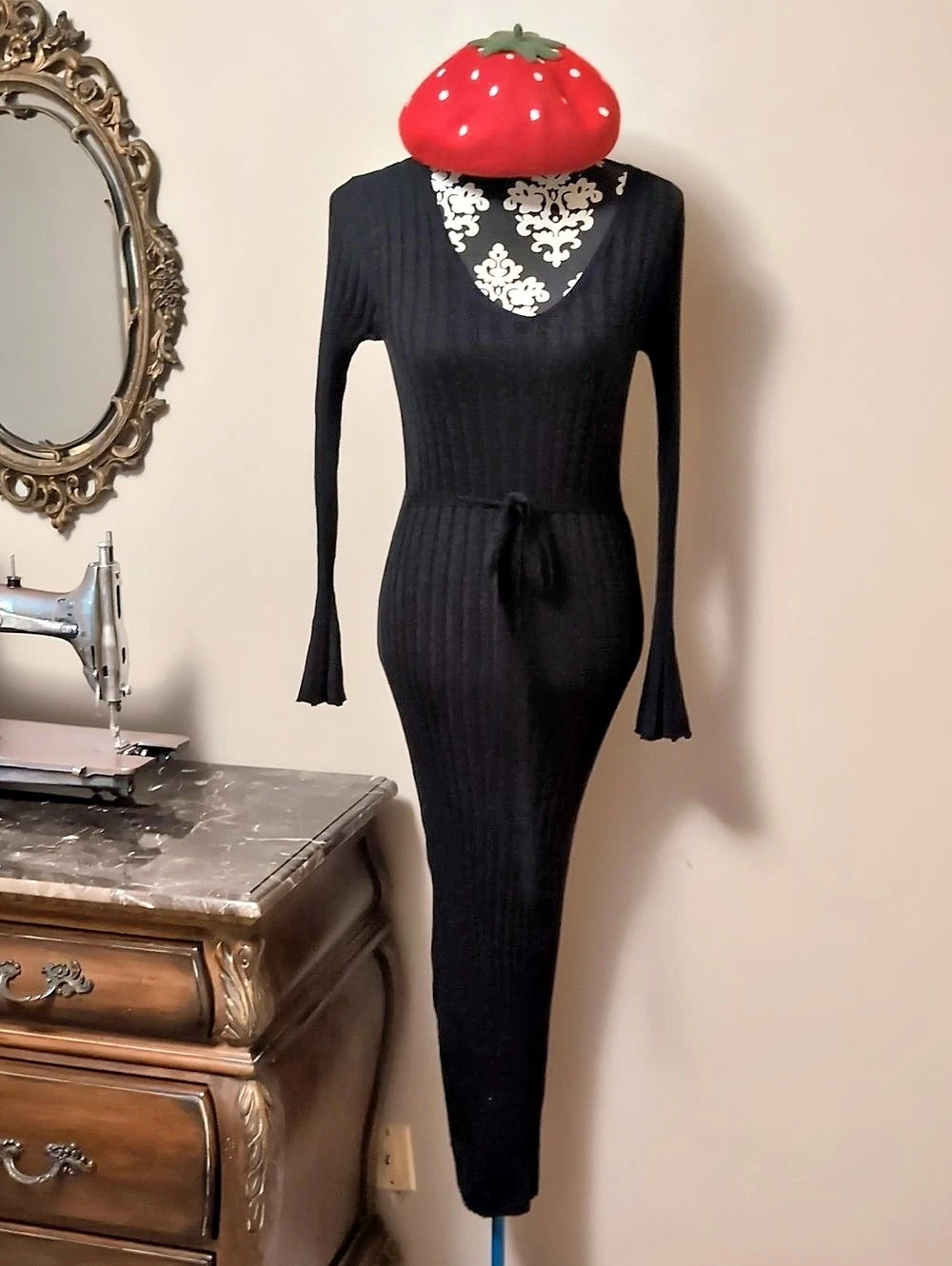 Black Ribbed Maxi Dress Size Medium